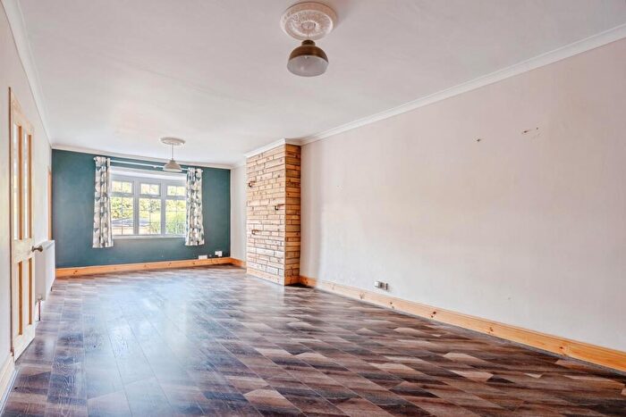 2 Bedroom Bungalow For Sale In Moseley Road, Burnley, Lancashire, BB11