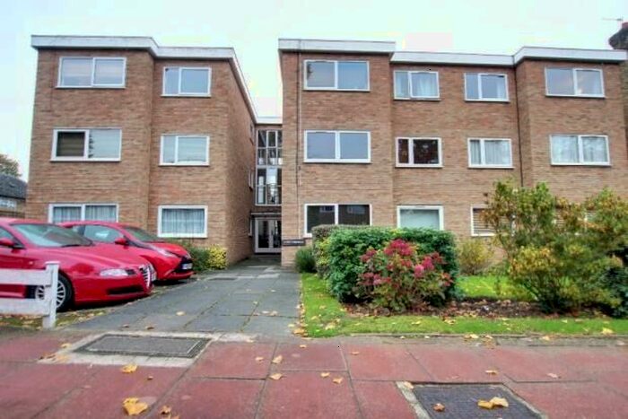 1 Bedroom Flat To Rent In Bromley Grove, Bromley, BR2
