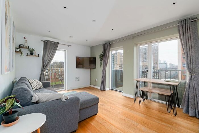 1 Bedroom Flat To Rent In Maud Street, E16