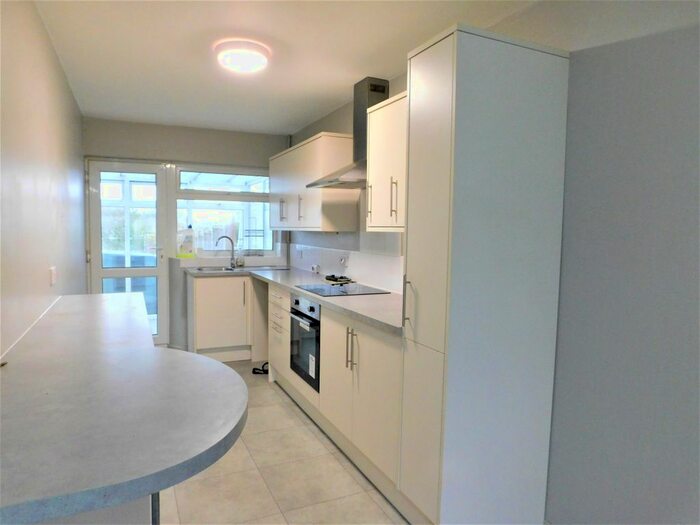 2 Bedroom Bungalow To Rent In Pelham Close, Harwich, CO12