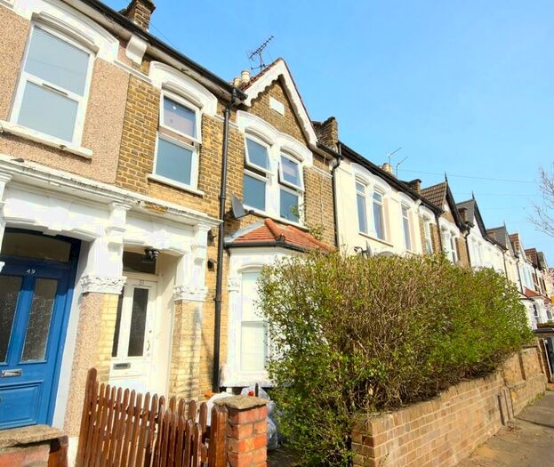 2 Bedroom Flat To Rent In Cairo Road, London, E17