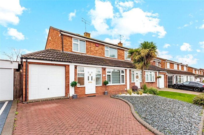 3 Bedroom Semi-Detached House For Sale In Champions Way, South Woodham Ferrers, Chelmsford, Essex, CM3