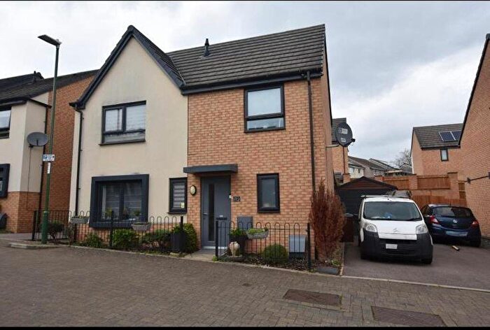 3 Bedroom Town House For Sale In Pym Walk, Nottingham, NG3