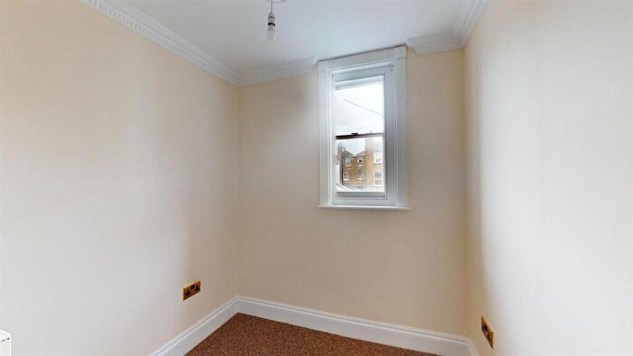 4 Bedroom House To Rent In Spencer Square, Ramsgate, CT11