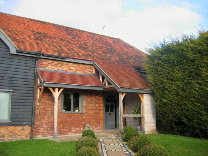 3 Bedroom Cottage To Rent In Rectory Lane, Shenley, WD7