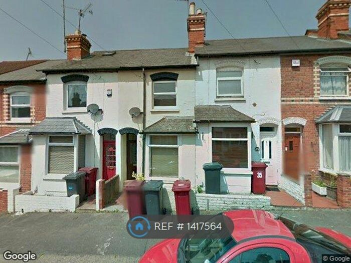 3 Bedroom Terraced House To Rent In Clarendon Road, Reading, RG6