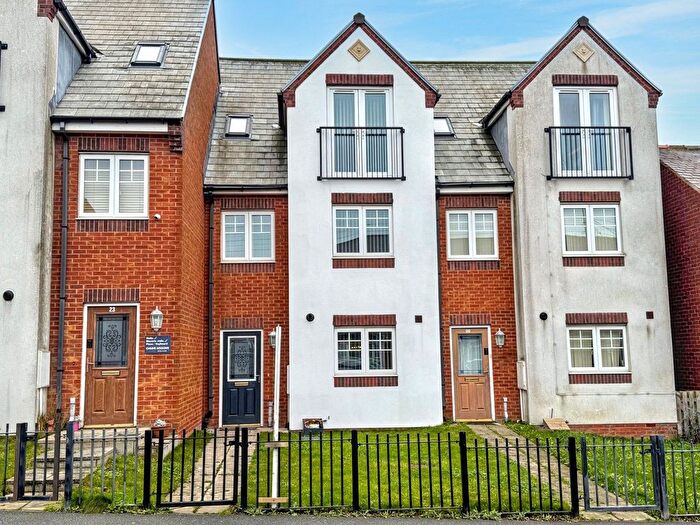 3 Bedroom Town House For Sale In Tyne Vale, Stanley, DH9