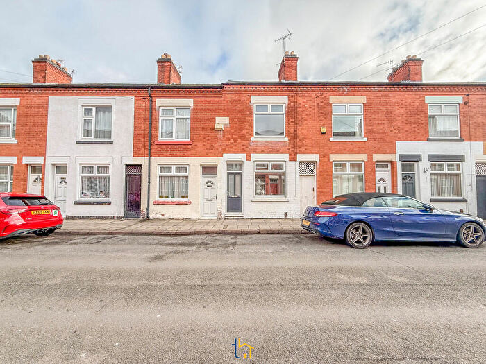 2 Bedroom Terraced House To Rent In Dunton Street, Leicester, LE3