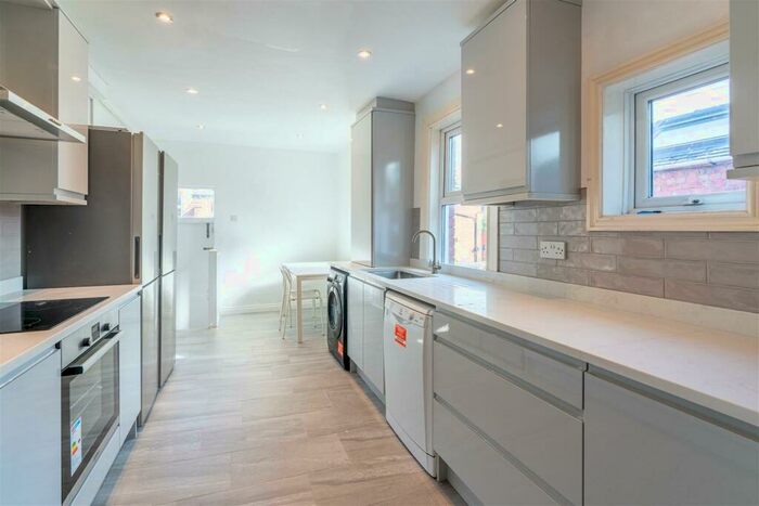 5 Bedroom Maisonette To Rent In &#;pppw - Thornleigh Road, Jesmond, NE2