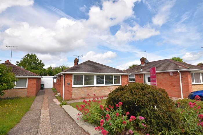 2 Bedroom Detached Bungalow For Sale In Warwick Close, Neston, CH64