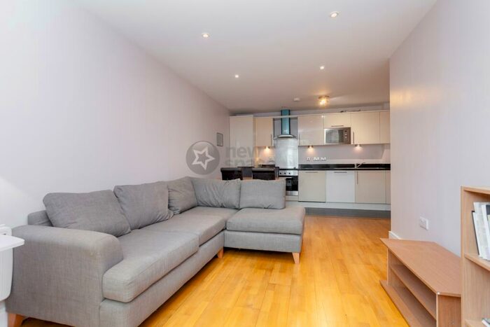 2 Bedroom Flat To Rent In Cheshire Street, Shoreditch, E2