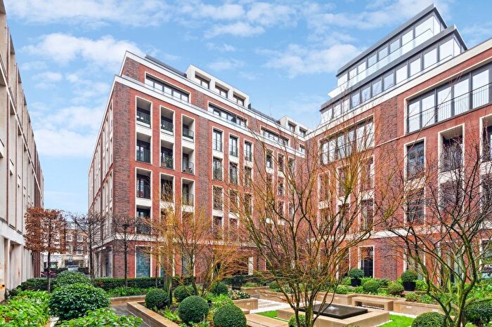 1 Bedroom Flat To Rent In Lancer Square, Kensington, W8