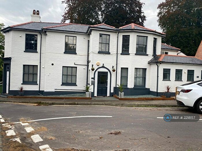 4 Bedroom Flat To Rent In Guildford Road, Westcott, Dorking, RH4
