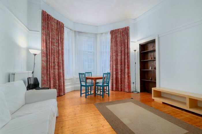 2 Bedroom Flat For Sale In , Vinicombe Street, Glasgow, G12