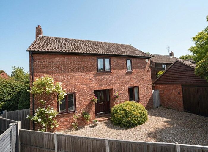 4 Bedroom Detached House For Sale In Pages Close, Bishops Stortford, CM23