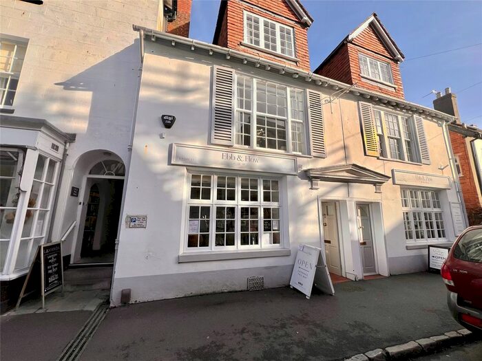 1 Bedroom Flat To Rent In Fore Street, Topsham, Exeter, EX3