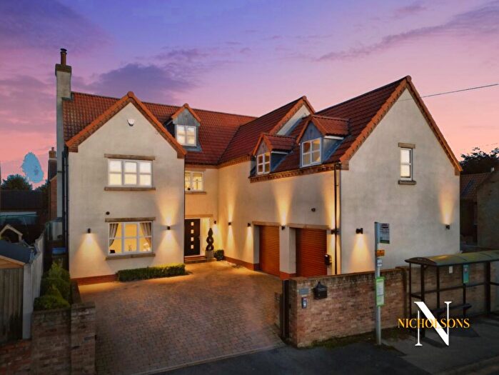 5 Bedroom Detached House For Sale In A Huge Family Home Offering Excellent Value On Main Street, Mattersey, DN10