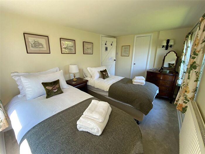 5 Bedroom Detached House To Rent In Stone, Tenterden, Kent, TN30