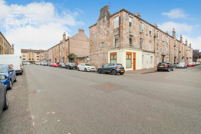 2 Bedroom Flat To Rent In Victoria Street, Dumbarton, G82