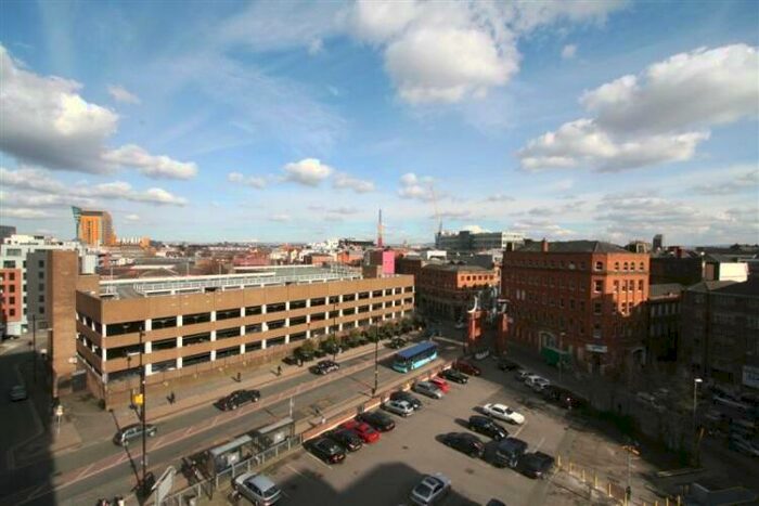 2 Bedroom Apartment For Sale In The Lighthouse, Joiner Street Manchester, M4