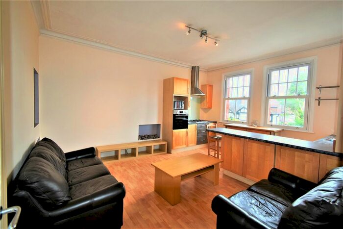 1 Bedroom Flat To Rent In Sutton Court Road, London, W4