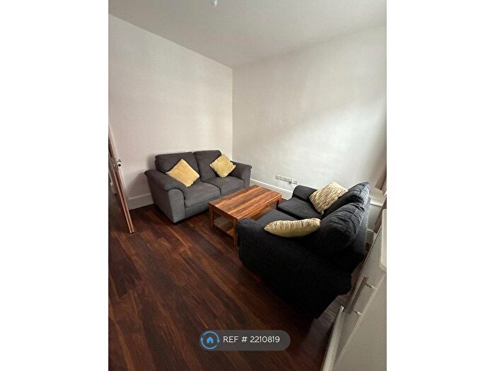 2 Bedroom Terraced House To Rent In Windsmoor Street, Stoke-On-Trent, ST4