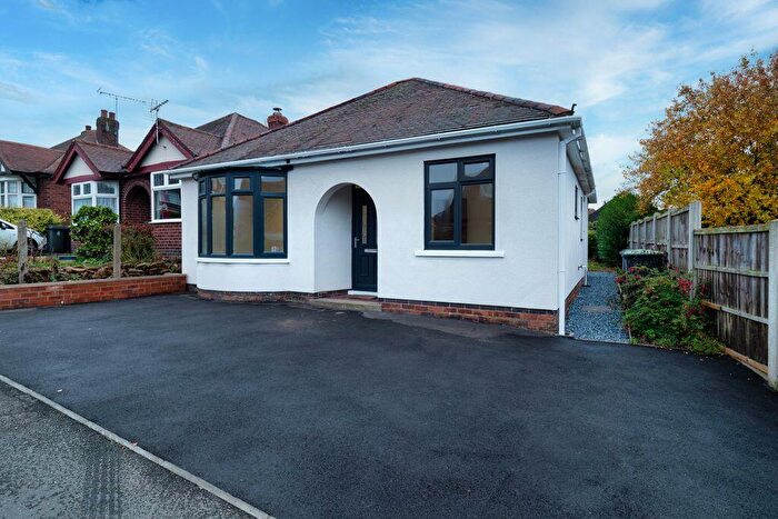 3 Bedroom Detached Bungalow For Sale In Park Avenue, Eastwood, Nottingham, NG16