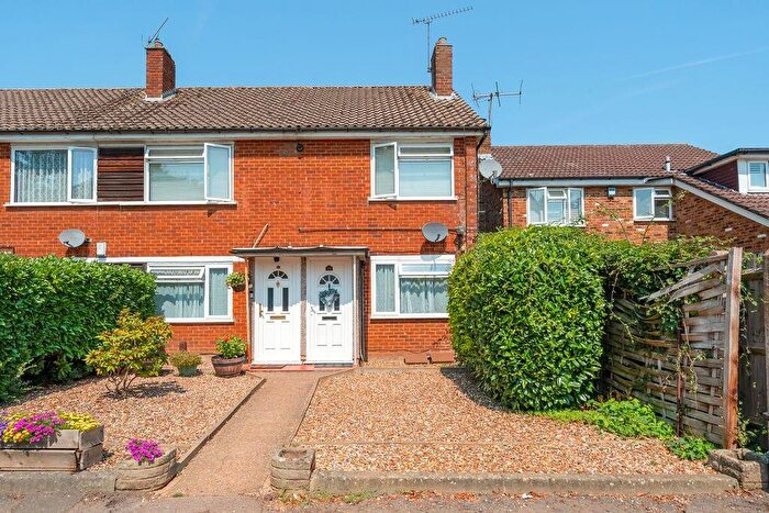 2 Bedroom Maisonette For Sale In St Davids Close, Iver, SL0