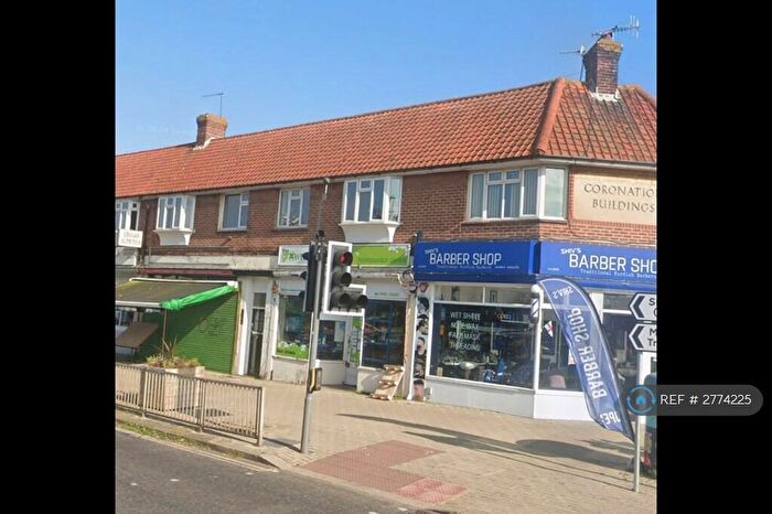 2 Bedroom Flat To Rent In Coronation Buildings, Worthing, BN11