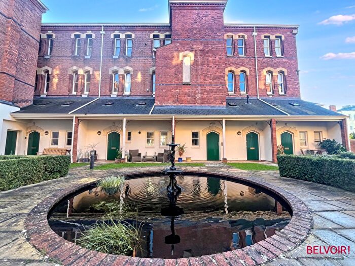 1 Bedroom Flat For Sale In St Georges Place, Cheltenham, GL50