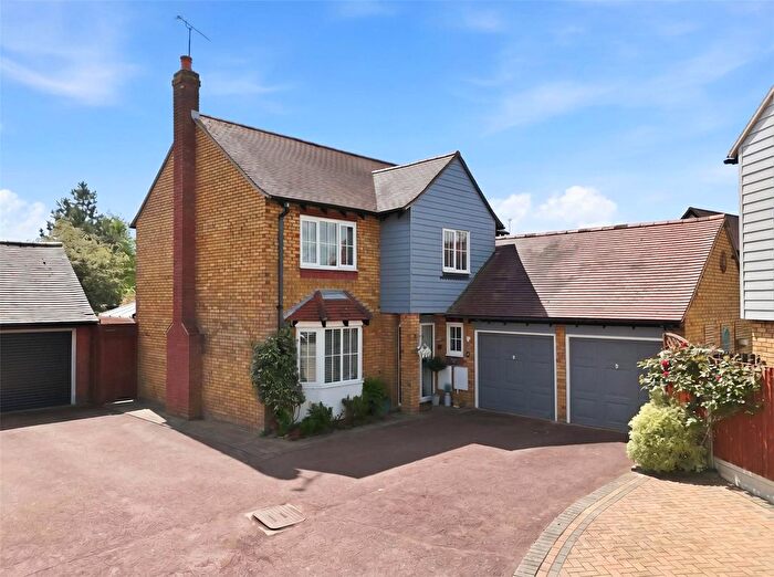 4 Bedroom Detached House For Sale In Gandalfs Ride, South Woodham Ferrers, Chelmsford, Essex, CM3