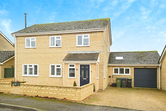 4 Bedroom Detached House For Sale In Bell Piece, Sutton Benger, Chippenham, SN15