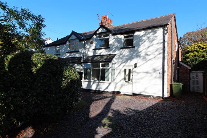 4 Bedroom Semi-Detached House To Rent In Rimmers Avenue, Formby, Liverpool, L37