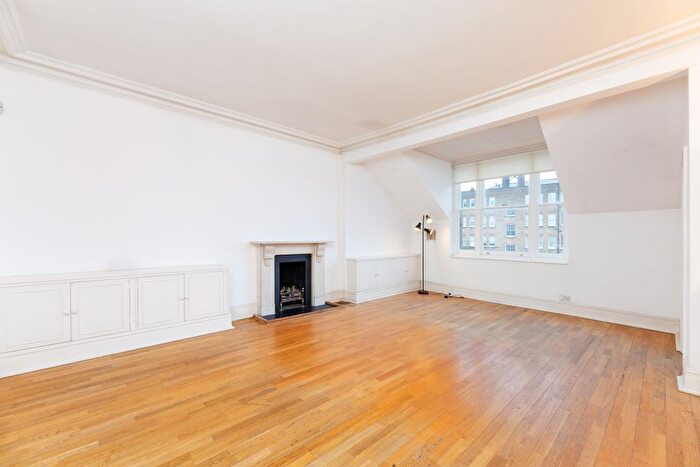 3 Bedroom Flat To Rent In Roland Gardens, London, SW7