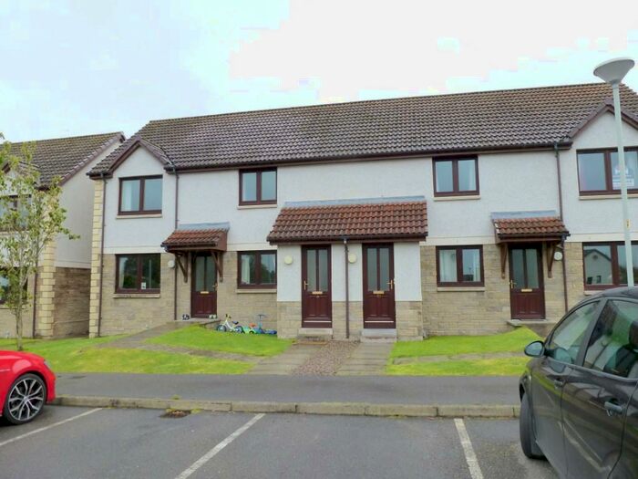 2 Bedroom Flat To Rent In Holm Dell Place, Inverness, Inverness-Shire, IV2