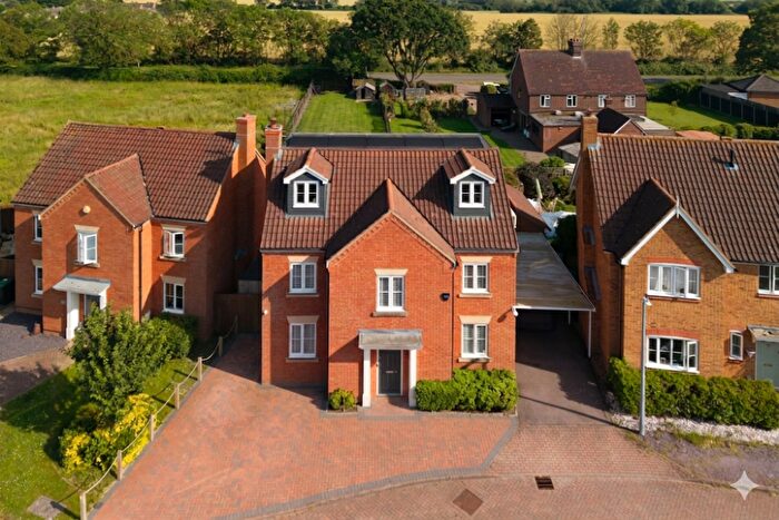 5 Bedroom Detached House For Sale In Ashcraft Close, Marston Moretaine, MK43