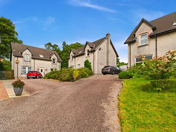 5 Bedroom Detached House For Sale In Mount Pleasant, Lochgilphead, Argyll, PA31