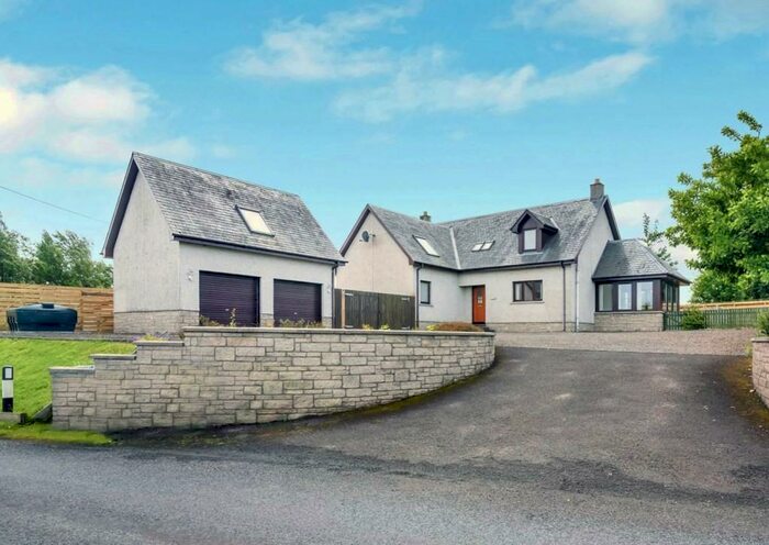 4 Bedroom Detached House For Sale In Cairnbraes, By Methven, PH1