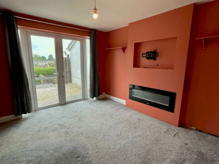 3 Bedroom Terraced House For Sale In Rockwood Road, Chepstow, NP16