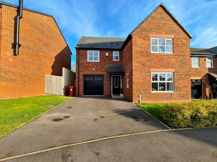 4 Bedroom Detached House For Sale In Stone Cross Way, Longridge, PR3