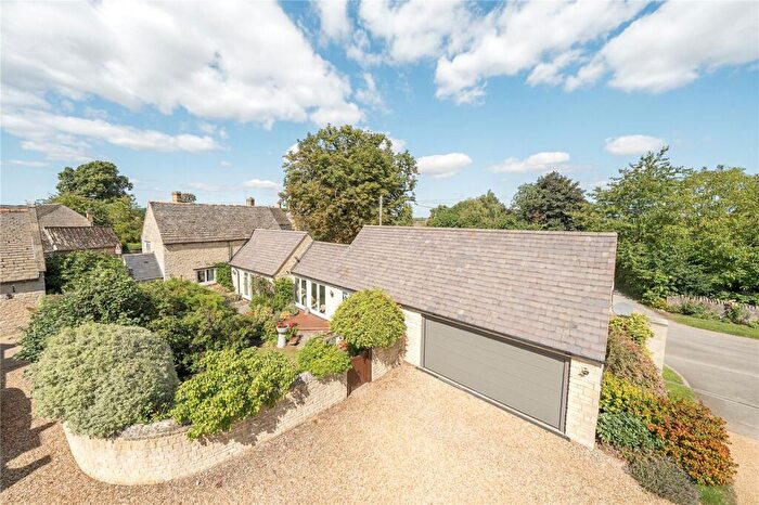 3 Bedroom Detached House For Sale In The Old Stackyard, Pilsgate, Stamford, Cambridgeshire, PE9