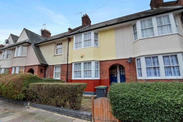 2 Bedroom Terraced House To Rent In Spigurnell Road, London, N17