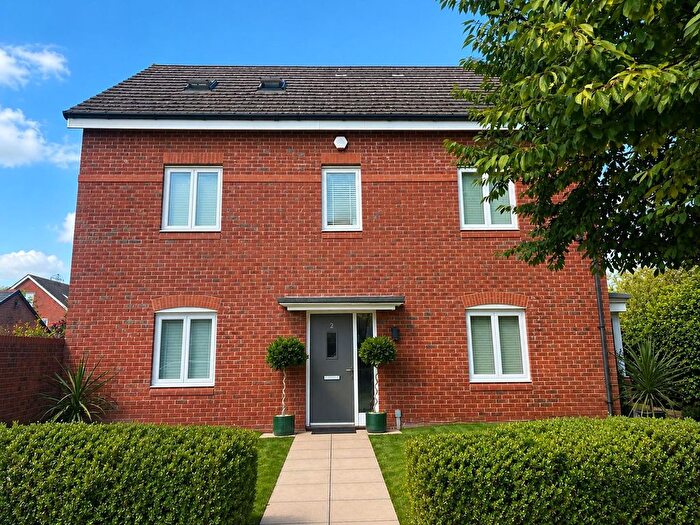 4 Bedroom Detached House For Sale In Avensbeck, West Timperley, WA14