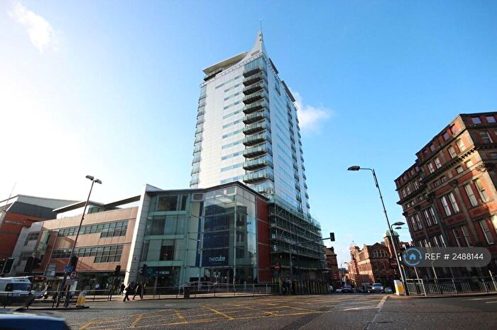 2 Bedroom Flat To Rent In Albion Street, Leeds, LS2