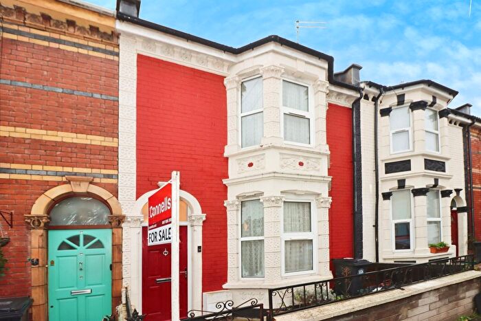 3 Bedroom Terraced House For Sale In Chelsea Road, Bristol, BS5