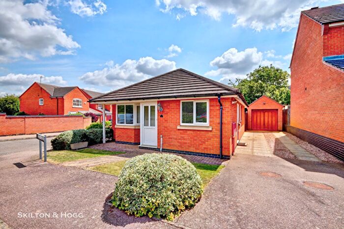 2 Bedroom Bungalow For Sale In Cox's Close, Long Buckby, Northamptonshire, NN6