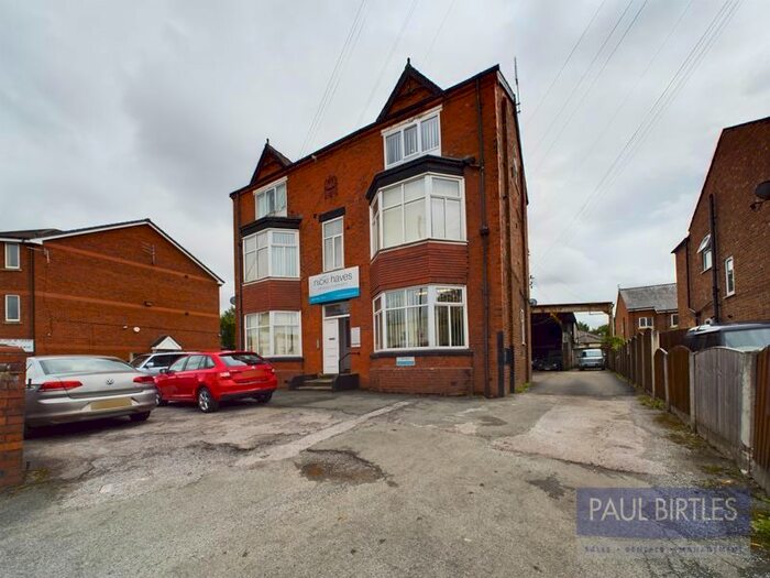 1 Bedroom Flat To Rent In Flixton Road, Urmston, Trafford, M41