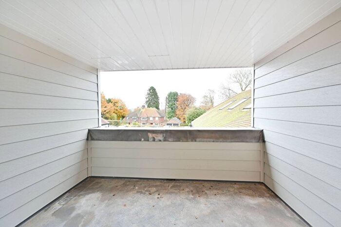 2 Bedroom Flat For Sale In Coronation House, Shere, Gomshall, GU5