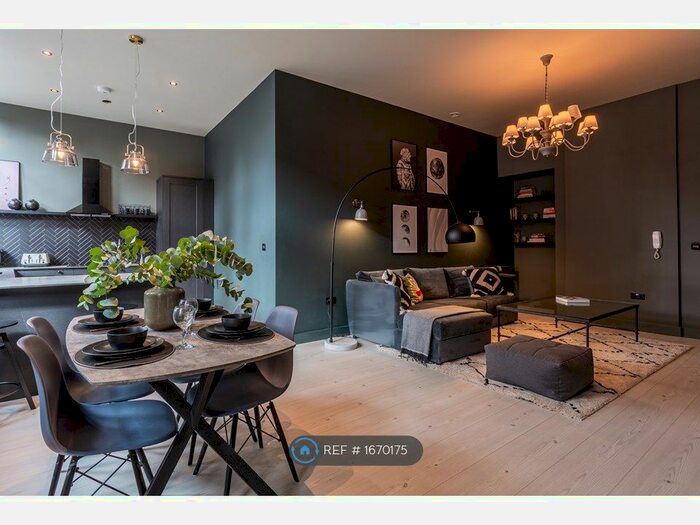 2 Bedroom Flat To Rent In St. Johns Road, Westcliff-On-Sea, SS0