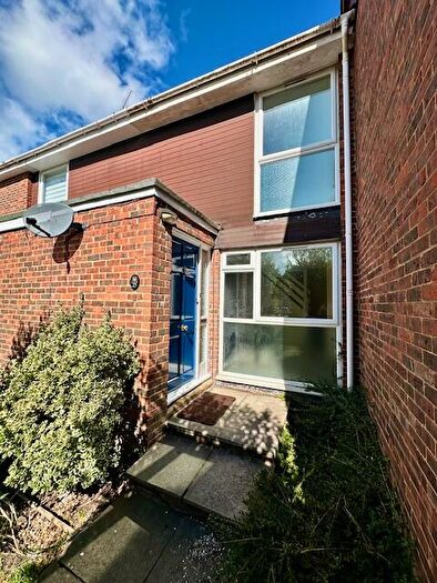 2 Bedroom Terraced House To Rent In Fotherby Court, Maidenhead, SL6